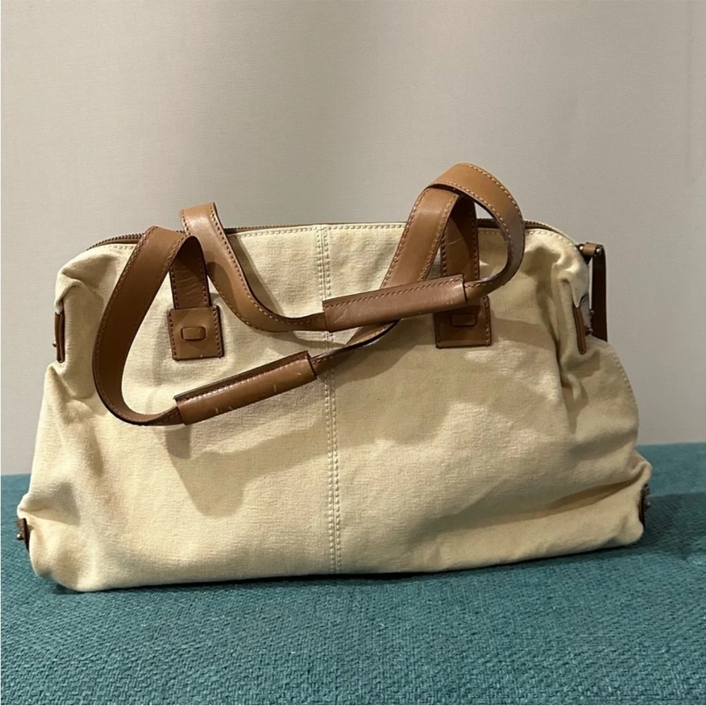 Gucci Canvas Tote Bag with Brown Leather Accents - Picture 3 of 6